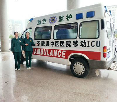 茶陵縣首臺移動ICU救護車落戶中醫(yī)醫(yī)院，打造移動手術(shù)新平臺